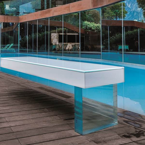 Outdoor Living - Reale - Sbalzo Glass - DESC